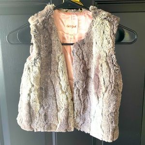 Girls faux fur vest